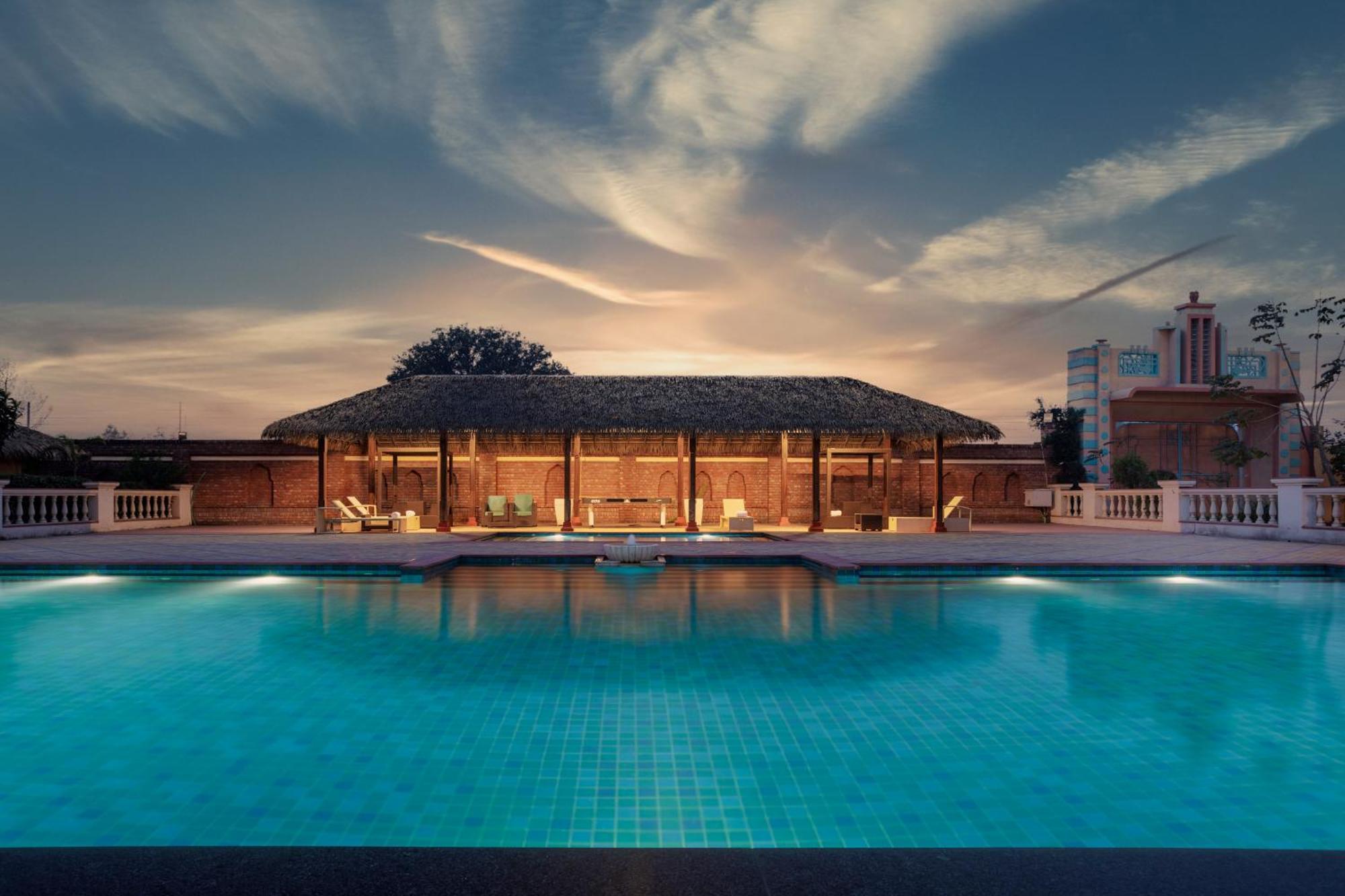 Namaste Dwaar - The Gateway To Rural India Hotel Khatauli Exterior photo